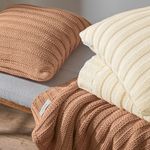 Almofada-Decorativa-de-Tricot-Quadrada-Elana-Ambar